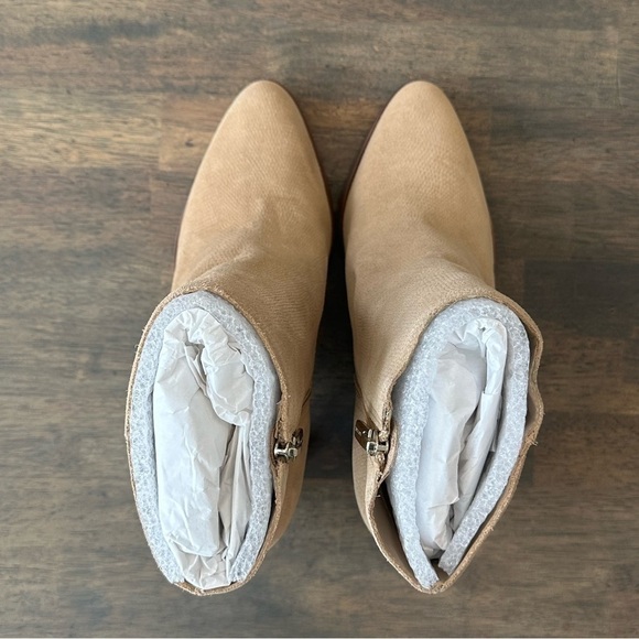 Vince Camuto Paitrilla Heeled Suede Bootie - Picture 5 of 8